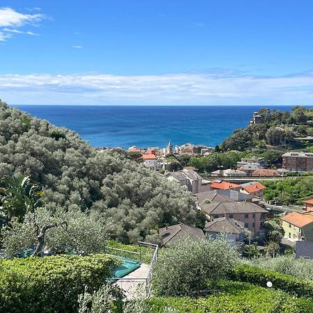 2 Bedroom Stunning Apartment In Moneglia Eksteriør bilde